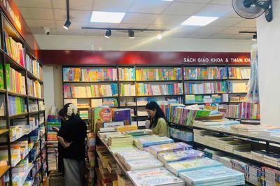 Bộ GD&ĐT lý giải tình trạng thiếu SGK đầu năm học
