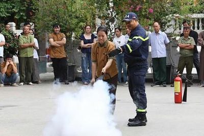 TPHCM: Xây dựng phản xạ thoát hiểm hỏa hoạn cho người dân