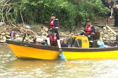 Hưng Yên: Tìm người liên quan vụ phát hiện thi thể trẻ sơ sinh trên sông Trà Lý