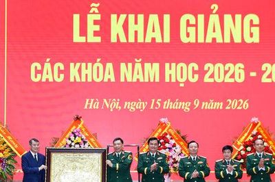 Thủ tướng Lê Minh Hưng: Đổi mới công tác đào tạo, nâng tầm tư duy chiến lược và nghệ thuật quân sự