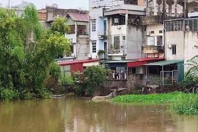 Hà Nội báo động lũ trên sông Tích