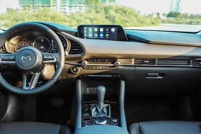 Lý do giá lăn bánh Mazda 3 tiếp tục giảm kỷ lục, sedan hạng C rẻ hơn Toyota Vios, Hyundai Accent