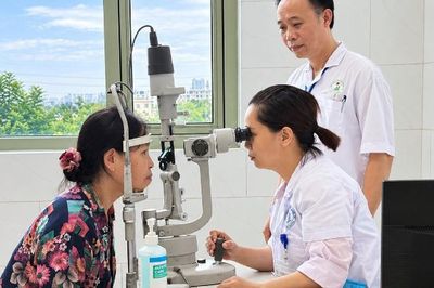 Hà Nội làm chủ kỹ thuật cao, người dân hưởng y tế chuyên sâu ngay cơ sở