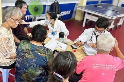 Tạo nền tảng để y tế cơ sở chăm sóc sức khỏe người dân chủ động