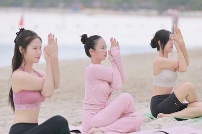 Dàn thí sinh Hoa hậu Việt Nam 2026 tập yoga, gym, pickleball để giữ dáng