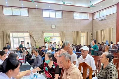 Tăng tốc tiến độ khám sức khỏe toàn dân