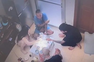Vì sao cô gái trẻ rủ 3 nam giới đến căn hộ riêng?