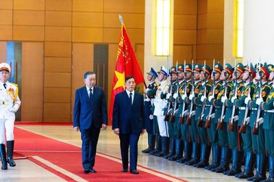 Tổng Bí thư, Chủ tịch nước Tô Lâm chủ trì Lễ đón chính thức Nhà vua Vương quốc Thái Lan và Hoàng hậu