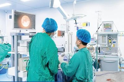 Ngạt mũi, chảy mũi hơn 10 năm vì xương cá mắc trong mũi