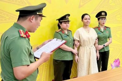 Nữ giám đốc công ty du lịch ở Tuyên Quang bị khởi tố với cáo buộc trốn thuế