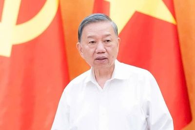 Tổng Bí thư, Chủ tịch nước: Không luân chuyển cán bộ chỉ để hoàn thiện hồ sơ