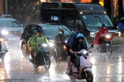Thời tiết ngày 16/9: Mưa lớn tiếp diễn ở Bắc Bộ