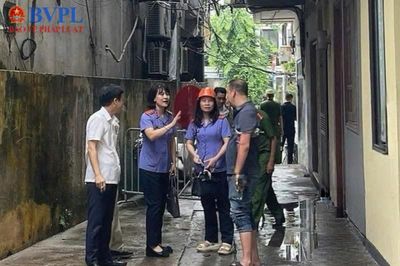VKSND khu vực 1, TP Hà Nội kiểm sát hiện trường vụ cháy khiến 5 người tử vong