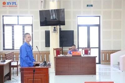 Tuyên án tử hình đối tượng nổ súng sát hại bố mẹ vợ và tài xế taxi.