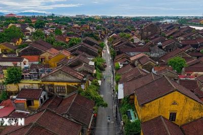 Nghe thời gian kể chuyện về phố Hội bên bờ sông Hoài