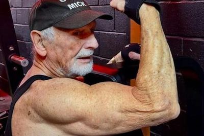 Cụ ông U90 sở hữu thân hình như thanh niên, bí quyết khiến ai cũng ngỡ ngàng