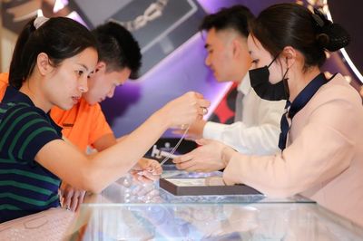 PNJ rút ngắn thời gian thanh toán khi mua lại vàng, kim cương