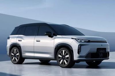 SUV hạng C công suất 224 mã lực, giá chưa tới 450 triệu đồng