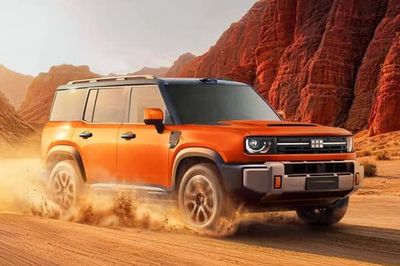 SUV địa hình mạnh 1.129 mã lực, giá khởi điểm gần 800 triệu đồng