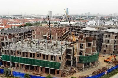 Ngành xây dựng tăng tốc, áp lực chi phí gia tăng