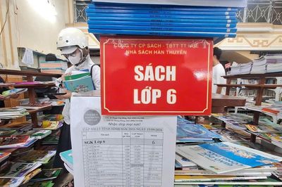 Huế yêu cầu cung ứng đủ sách giáo khoa trước 17h ngày 18/9