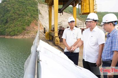 Chủ tịch thành phố Huế kiểm tra các hồ chứa thủy điện, thuỷ lợi