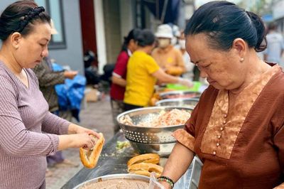 Ổ bánh mì ấm giữa ngày áp thấp