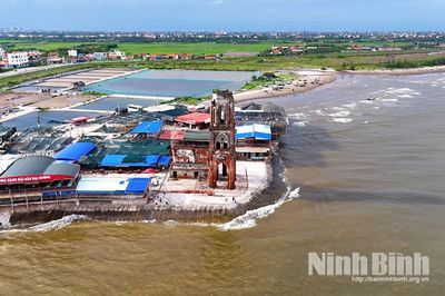 Công nhận Điểm du lịch Khu chứng tích biến đổi khí hậu Nhà thờ biển Hải Lý