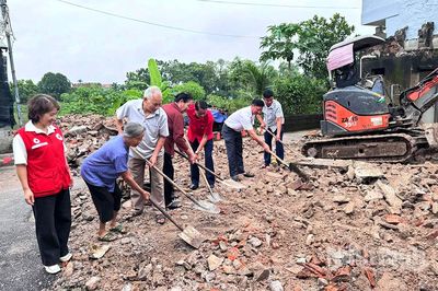 Khởi công xây dựng Nhà Chữ thập đỏ cho gia đình có hoàn cảnh khó khăn ở phường Nguyễn Úy