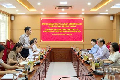 Ban Chính sách, Chiến lược Trung ương khảo sát về chuyển đổi số tại phường Đồng Hới
