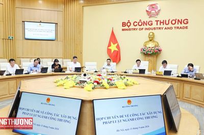 Bộ Công Thương quy định chức năng, nhiệm vụ, quyền hạn và cơ cấu tổ chức của Vụ Pháp chế
