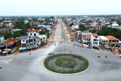 Tuyến đường 100 tỷ đồng nối cầu vượt sông Hương ở Huế có hoàn thành đúng tiến độ?