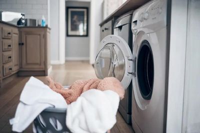 Mùa mưa, máy sấy quần áo có thực sự 'ngốn điện'?