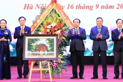 Đào tạo, bồi dưỡng cán bộ phải gắn với định hướng lớn của thành phố