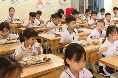 Hà Nội tổng rà soát toàn diện quy trình bữa ăn bán trú