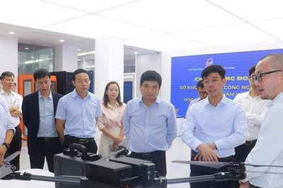 Thêm nguồn lực cho phát triển khoa học, công nghệ Thủ đô