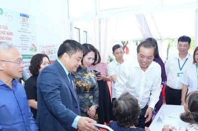 Phường Bồ Đề ra mắt mô hình chăm sóc người cao tuổi ban ngày