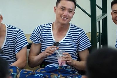 Quốc Trường lộ 'tật xấu' ngáy to khiến đồng đội mất ngủ