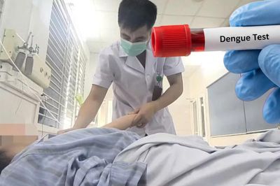 Tưởng cảm cúm, hai ngày sau phát hiện sốt xuất huyết nguy hiểm