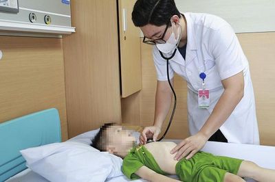 Liên tiếp trẻ nhập viện vì nuốt dị vật