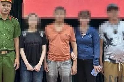 Giải cứu nữ sinh viên nghe theo nhóm đối tượng giả danh công an, tự giam mình trong nhà nghỉ