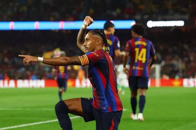 Barca ghi 7 bàn, tạm bứt lên trước Real Madrid
