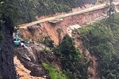 Lào Cai di dời loạt hộ dân khỏi khu vực sạt lở