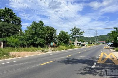 Lâm Đồng xử lý tình trạng lấn chiếm Quốc lộ 28B để mở trạm dừng nghỉ