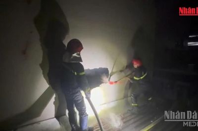 [Video] Hiện trường vụ cháy nhà trong hẻm ở TP Hồ Chí Minh làm 2 người tử vong, 5 người bị thương