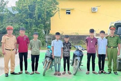 Măng không uốn, tre trổ vồng!