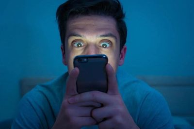 Tiếp xúc ánh sáng vào ban đêm có thể gây hại đến tim như thế nào?