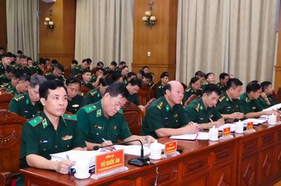 Bộ đội Biên phòng tham gia nghiên cứu, học tập, quán triệt và triển khai thực hiện một số Nghị quyết, Chỉ thị của Bộ Chính trị