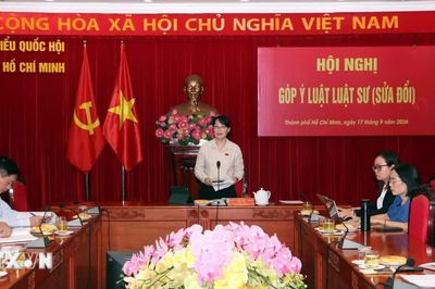 Bổ sung tiêu chuẩn của luật sư để nâng cao chất lượng nghề nghiệp