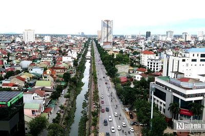 Cận cảnh tuyến đường được đề xuất mở rộng lên 10 làn xe ở Nghệ An